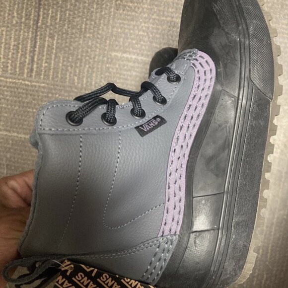 Vans Women's 7 Standard Mid Winter Snow MTE All-Trac Boots Gray/Black/Lavender - Picture 5 of 6